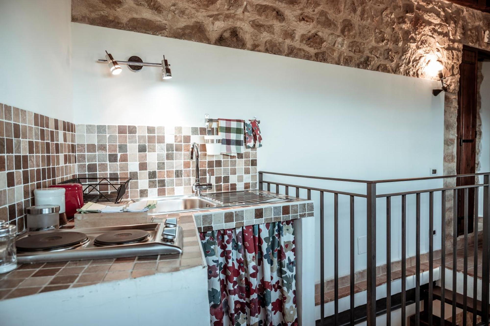 Locanda Persei Bed and Breakfast Prossedi Εξωτερικό φωτογραφία